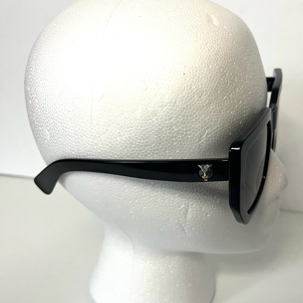 Retro Oversized Square Frame Sunglasses Black Silver Tone Tiger Embellishment - Picture 5 of 11